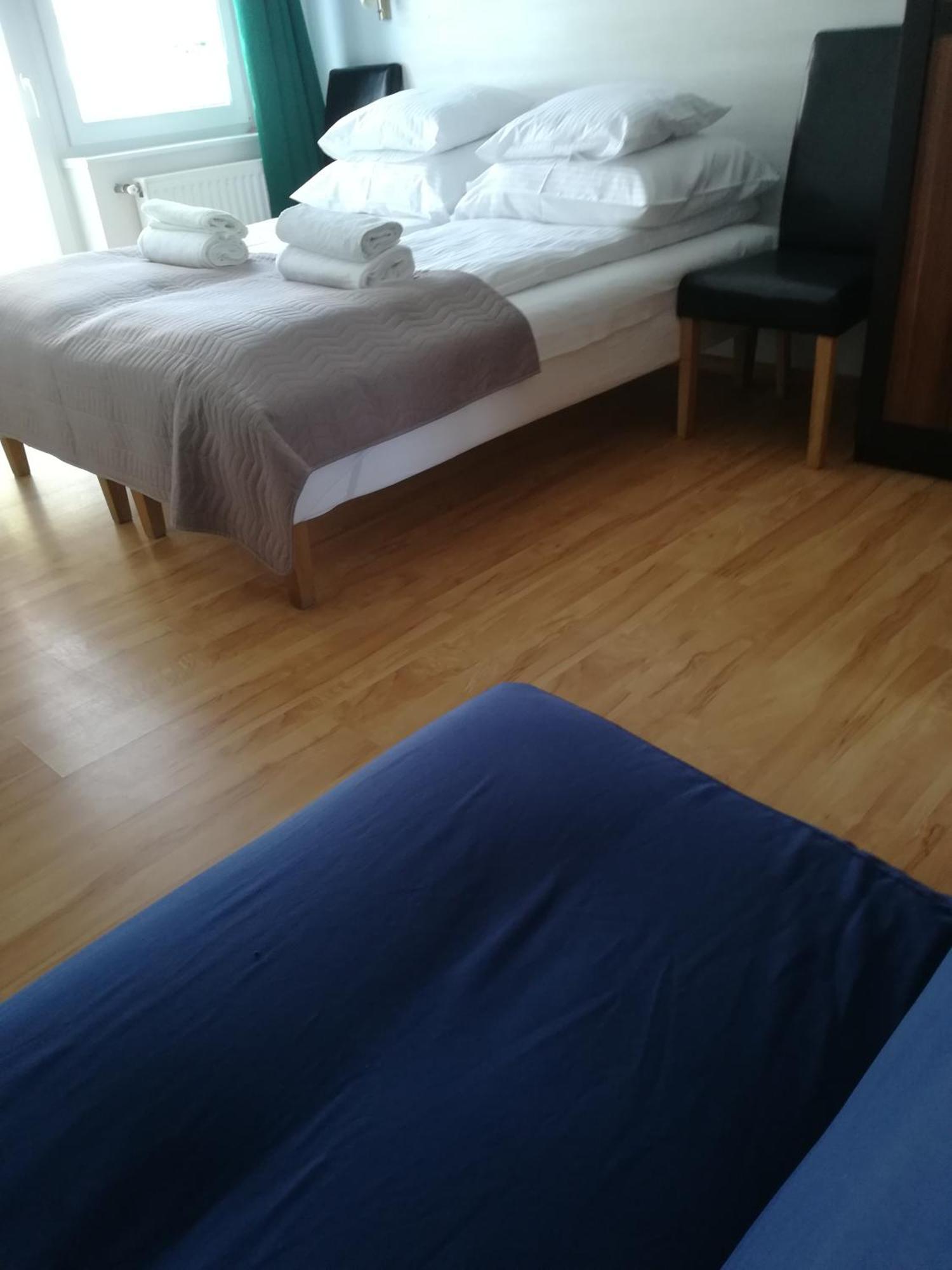 Pokoje Goscinne Jutrzenka Swarzewo Exterior foto